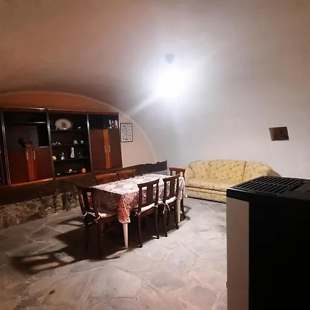 La Tano Dei Sarvanot Pensión